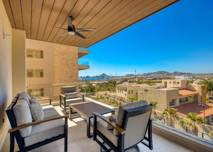 Bright Coastal With Ocean-view Balcony, Gym, Pools, Bbq & Kid's Park