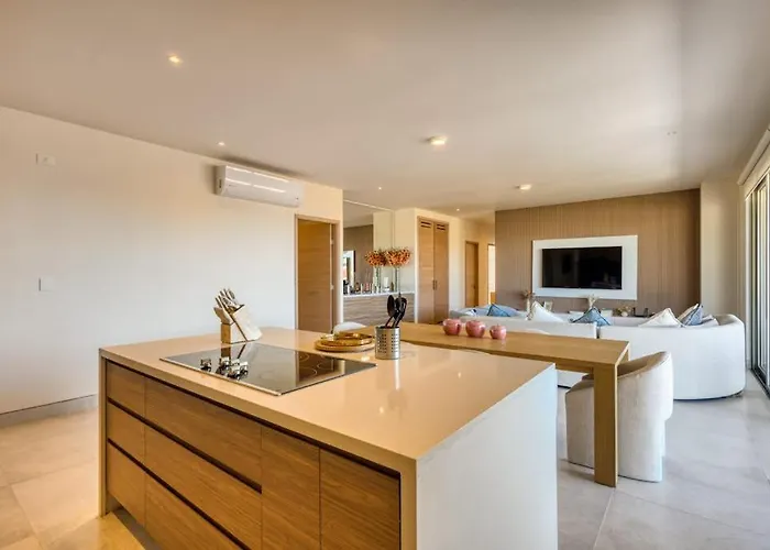Bright Coastal With Ocean-view Balcony, Gym, Pools, Bbq & Kid's Park * Cabo San Lucas