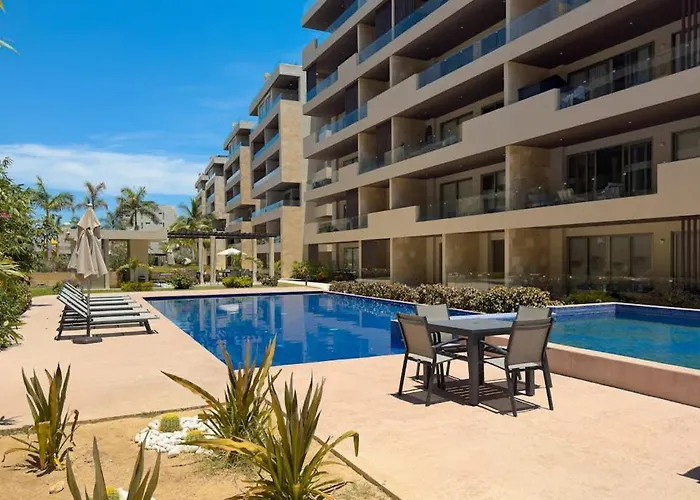 Ferienhaus Bright Coastal With Ocean-view Balcony, Gym, Pools, Bbq & Kid's Park *